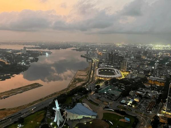Zone Plateau Abidjan terminus Navette Express Tour Postel CCIA